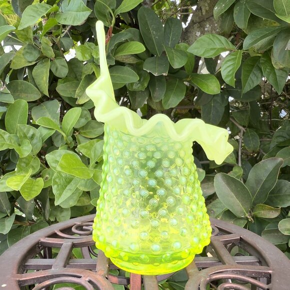 Fenton Topaz Jack in The Pulpit Opalescent Vaseline Hobnail Vase 6.5” GLOWS - Picture 6 of 8